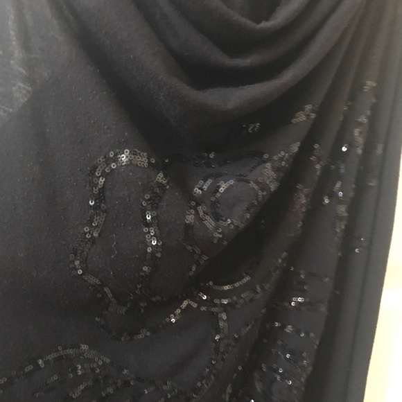 Lane Bryant Tops - Lane Bryant scoop-tank black with rose sequins